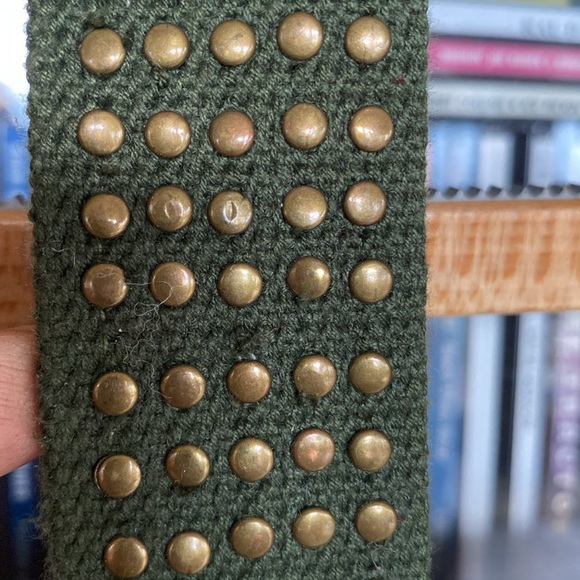 Vintage Boho Army Green Canvas Belt Brass Rivet Detail/Buckle Auto-Lock L/XL - Picture 3 of 9